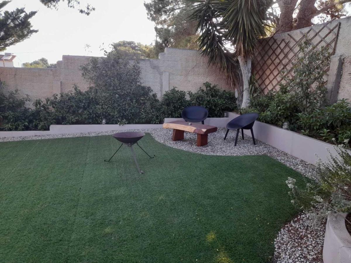 Suite With Garden Agia Marina  المظهر الخارجي الصورة