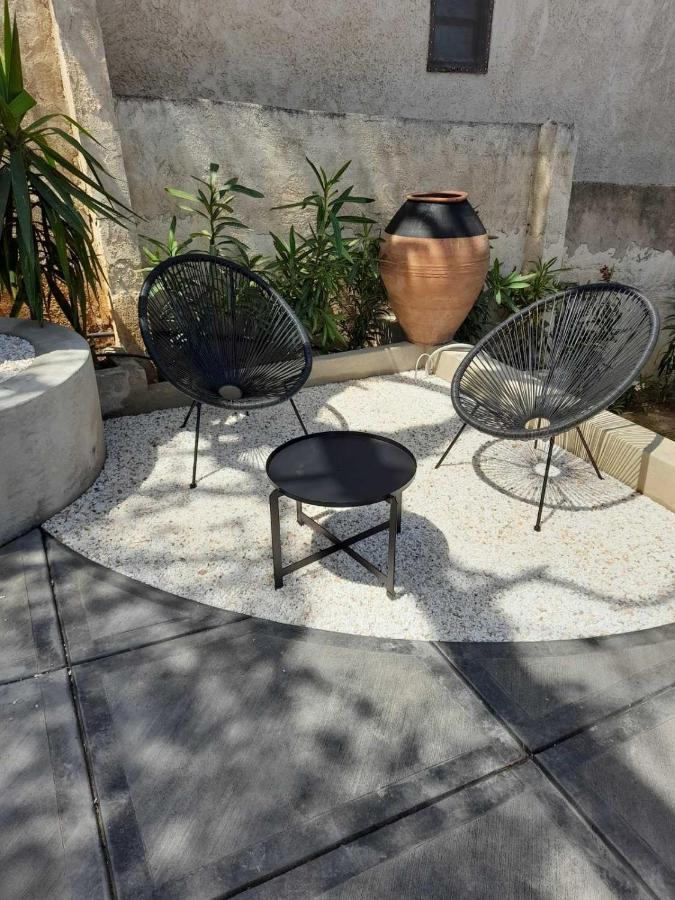 Suite With Garden Agia Marina  المظهر الخارجي الصورة