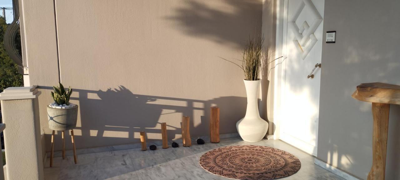 Suite With Garden Agia Marina  المظهر الخارجي الصورة