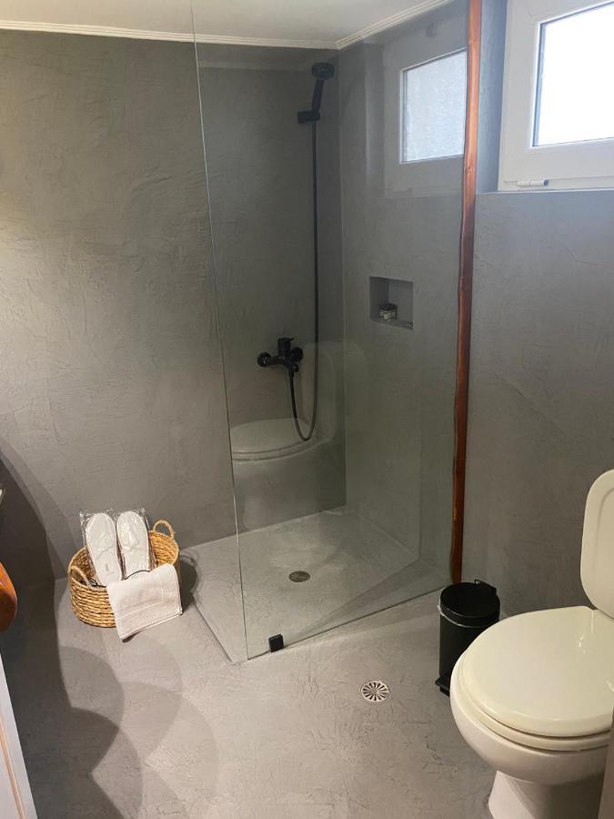 Suite With Garden Agia Marina  المظهر الخارجي الصورة